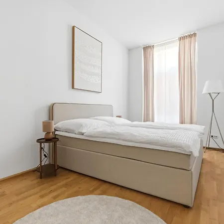 Alpena Homes, Zentrum, Sehr Geräumig, Küche Apartamento *