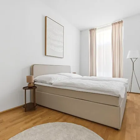 Apartamento Alpena Homes, Zentrum, Sehr Geräumig, Küche Linz